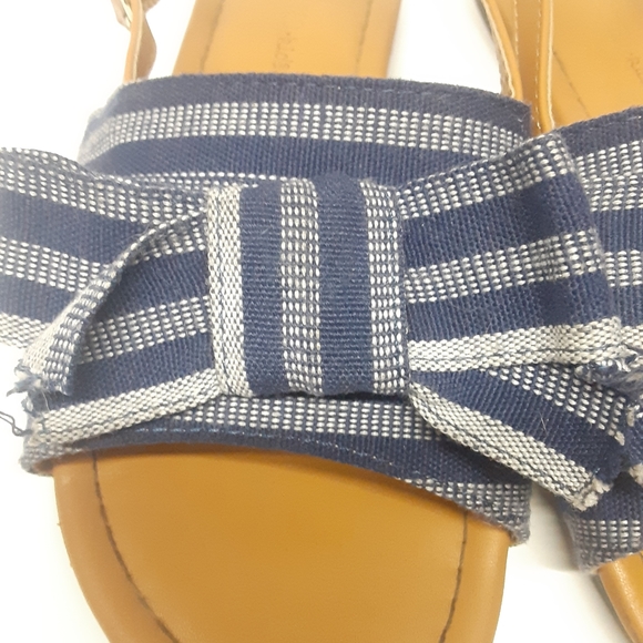 Girls Restricted Kids bow summer sandals sz 3 tan - Picture 10 of 10